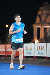 BIB: 42801, 101
                            <button type="button" onclick="openModal(19763925)" class="btn btn-primary btn-sm float-right btn-popup" data-toggle="modal" data-target=".modal-high-quality">
                        <i class="fas fa-shopping-cart"></i> Add to Cart
                    </button>
                                            <button type="button" onclick="isThisMe(19763925, true)" class="btn btn-success btn-sm float-right btn-popup btn-isme hidden" data-toggle="tooltip" data-placement="bottom" title="นี่คือรูปของคุณใช่ไหม คลิกที่นี่เพื่อเอาเข้าอัลบั้ม">
                        <i class="fas fa-plus"></i> Add to album
                    </button>
                    <button type="button" onclick="isThisMe(19763925, false)" class="btn btn-warning btn-sm float-right btn-popup btn-isnotme hidden">
                        <i class="fas fa-ban"></i> Remove from album
                    </button>